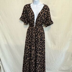 B-144 SHEIN PLUS SIZE 1X Brown Black White Animal‎ Print Short Sleeve Maxi Dress